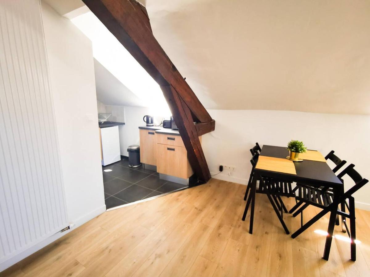 Appartement Cosy En Hypercentre - Le Petit Jules Dijon Exterior photo